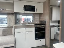 2024 SWIFT CHALLENGER EXCLUSIVE 635 4.jpg